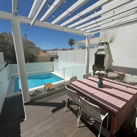 Сasa de vacaciones Sand, Water & Sun House