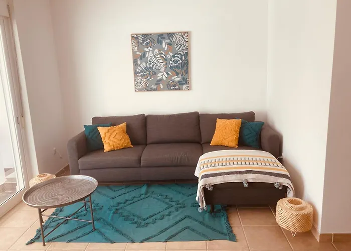 Sand, Water & Sun House ヴィーラ・ノーヴァ・デ・カセラ